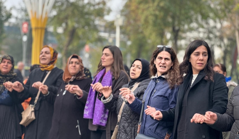 4b9b068b-d5d4-413e-817a-f256ea68e609