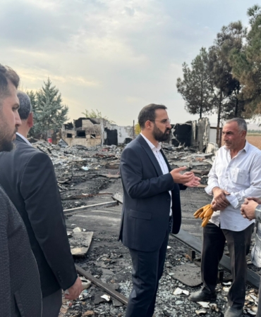 Başkan Altun’dan Yangın Mağduru Esnafa Destek Ziyareti (1)