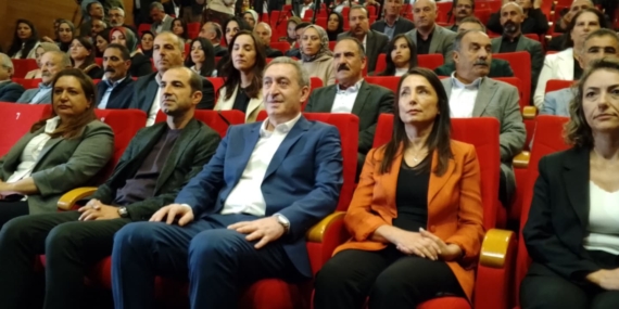 DEM Parti: Barışın taşıyıcısı olacağız