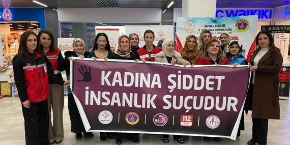 Batman İl Jandarma Komutanlığı, 25 Kasım’da KADES Bilgilendirme Çalışması Yaptı