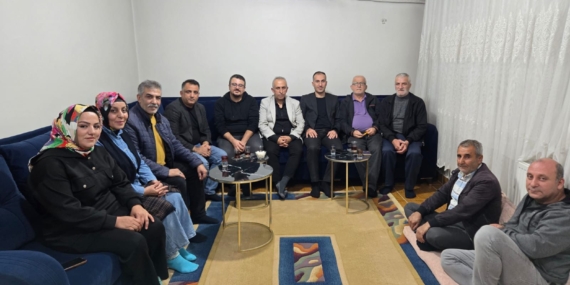 AK Parti’den gönül buluşmaları: Dört mahallede vatandaşlarla buluşma