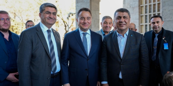 Şehmus Yılmaz, Ali Babacan ile bir araya geldi