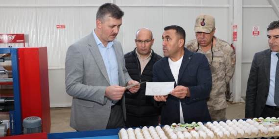 Batman – Garzan Yumurta tesisine tam not