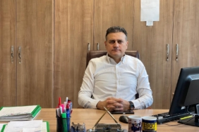 704d73ec-c8fd-479b-a00d-2cdfe5b15975