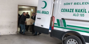 Siirt'te bir kadın evinde bıçaklanarak öldürüldü