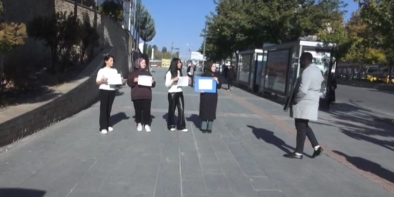 Batman – 3 Aralık’ta 3 işitme engelliden 3 dakikalık sessizlik