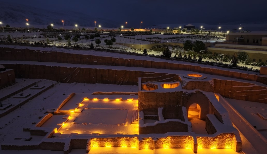 Tarihi Hasankeyf'te masalsı kar manzaraları