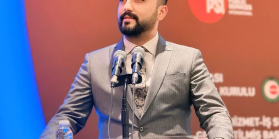 Batman’da şoförler günü kutlandı: Kentin yükünü taşıyan emeğin adıdır şoförler