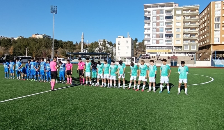 U17 1955 BATMAN BELEDİYE SPOR 3