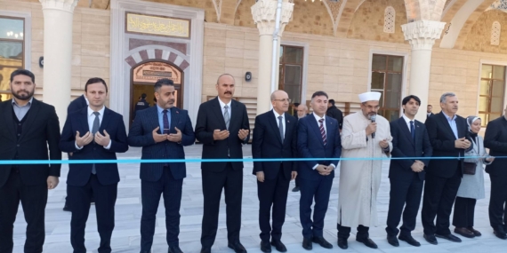 Batman Üniversitesi camii ibadete açıldı