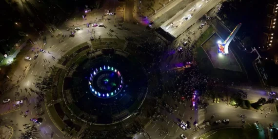 Şam’ın törenlerinde DSG ve Kürtlere tehditler