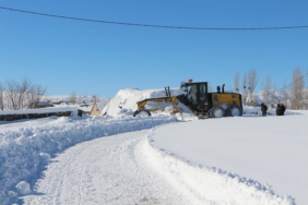 Bingöl'de yerleşim yerine ulaşım sağlanamıyor