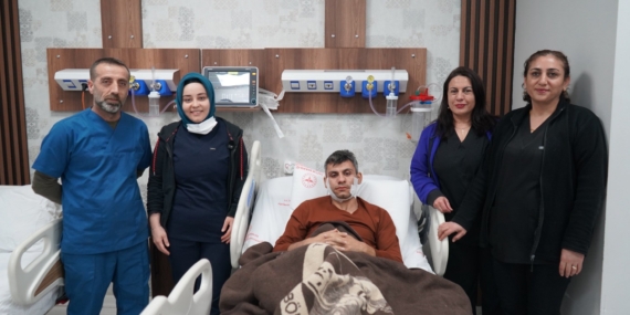 Batman’da mandibula kırığı nedeniyle cerrahi müdahale uygulandı