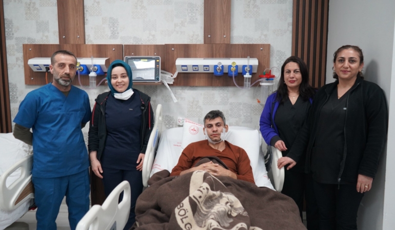 G_h0ToGWgAAp7r3.jfif