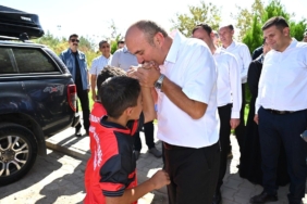 Batman Valisi Ekrem Canalp