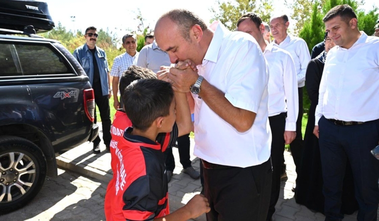 Batman Valisi Ekrem Canalp