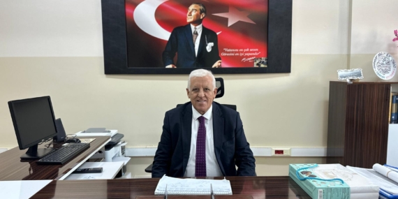 Batman eğitim camiasında bir veda: 45 yıllık çınar emekliye ayrıldı