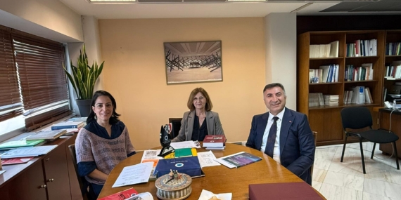 Batman Üniversitesi ile Yunanistan Ulusal Sosyal Araştırmalar Merkezi (EKKE) arasında iş birliği anlaşması