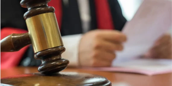 Saç örme videosu paylaştığı için tutuklanan çocuk tahliye edilmedi