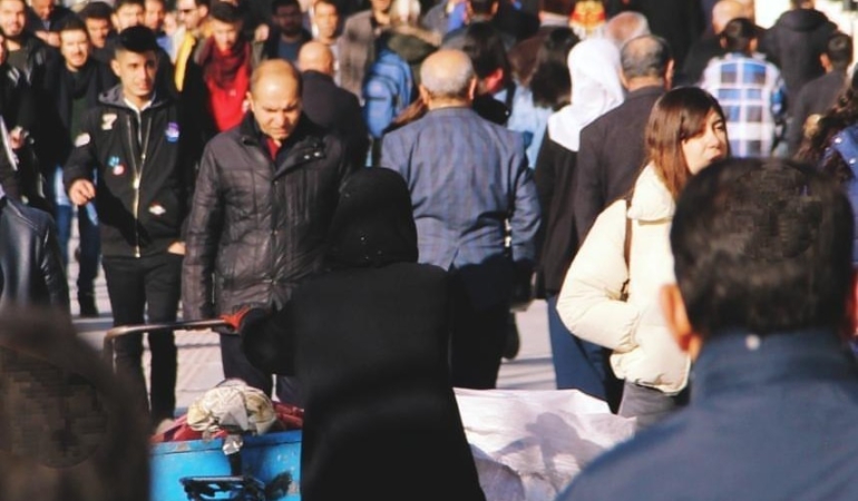 batman sokak kalabalık