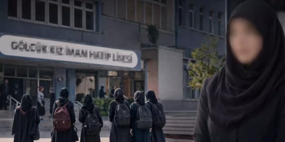 Kız öğrencisine ‘cinsel istismarda bulunduğu’ iddia edilen kadın öğretmen yargılanıyor