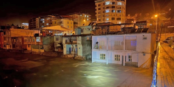 Siirt’te Bitlis Çayı alarmı: Baykan’da bazı yapılar için tahliye süreci başlatıldı