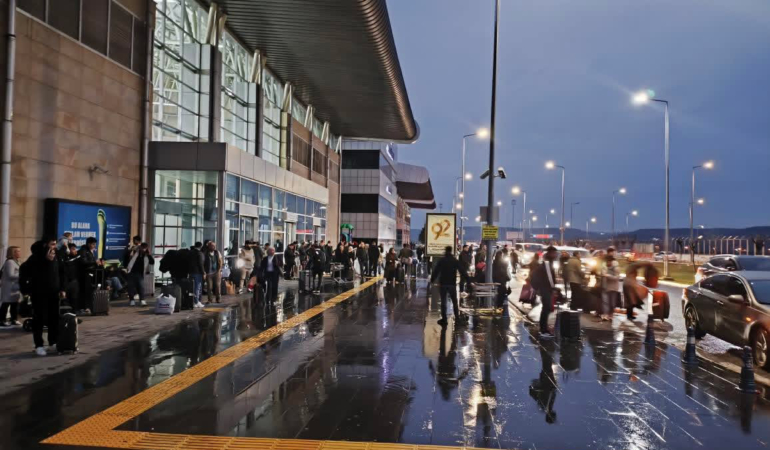 FFE1B1FD-DF22-4284-97EF-4EEEFCC20379