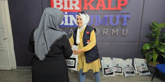 Batmanlı İş İnsanı İhsan Altunç’tan Anlamlı Destek: 50 Yetim Çocuk Giydirildi