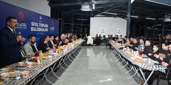 Vali Ekrem Canalp basın mensuplarıyla iftar programında buluştu