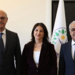 Kurtalan’da köylüler, yolların bozulduğu gerekçesiyle yol kapatarak eylem yaptı! thumbnail