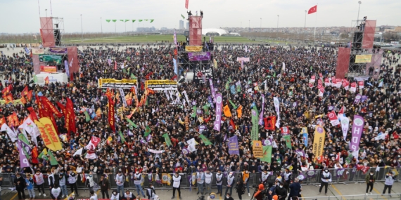 Newroz gözaltıları:  Diyarbakır’da 6 İstanbul’da 38 kişi gözaltında