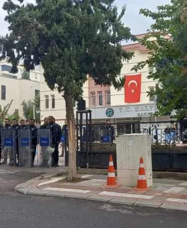 137e7957-3281-4e2f-91e3-1f937a9b3042-1200