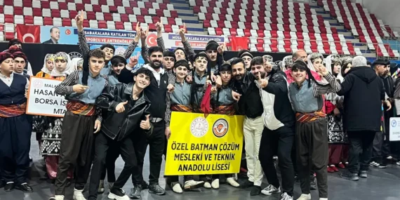 Batman – Halk oyunları ekibimiz bölge şampiyonu