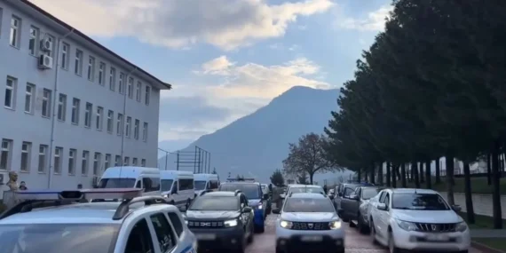 Batman merkezli yasa dışı bahis operasyonu: 16 şüpheli tutuklandı