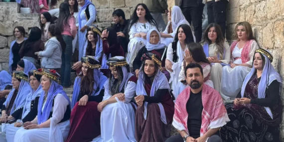 Ezidilerin yeni yılı: Çarşema Sor kutlanıyor
