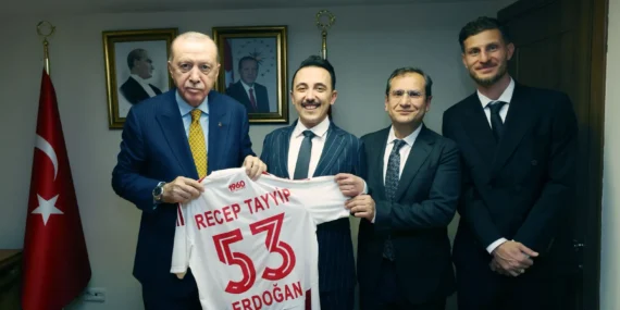 Batman Petrolspor heyeti Cumhurbaşkanı Erdoğan ile bir araya geldi