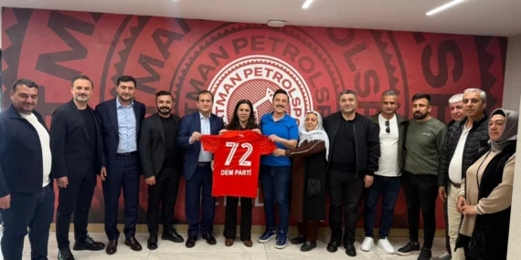 DEM Parti yönetiminden Batman Petrolspor’a ziyaret