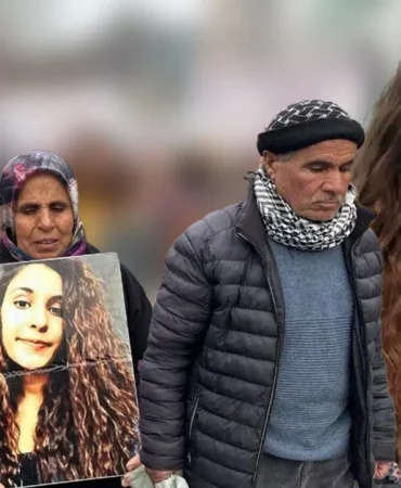 gülistan doku ve ailesi