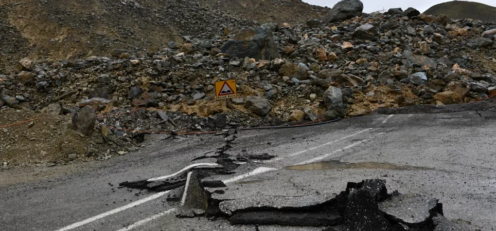 hakkari-van-kara-yolu-kapakli