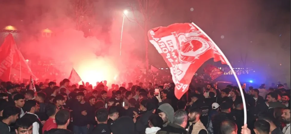 şampiyonluk seniç petroslpor 1