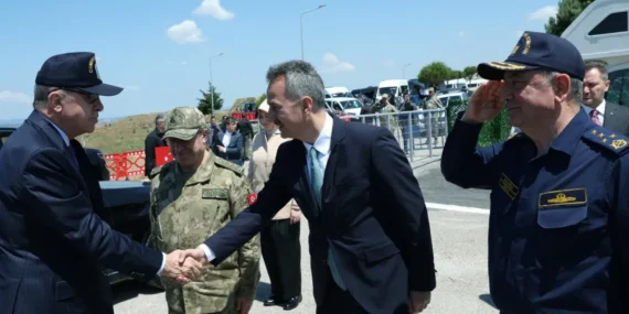 Erdoğan: Savaşa ve kaosa yatırım yapanların karşısında barışı savunmaya devam edeceğiz