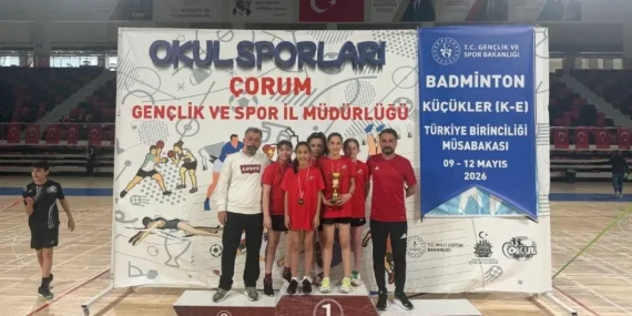 Batman – Gültepe Ortaokulu’ndan Türkiye üçüncülüğü gururu