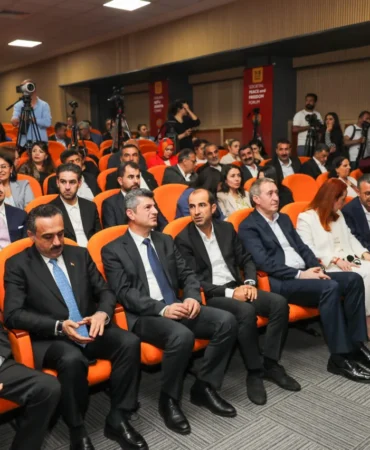 diyarbakirda-toplumsal-baris-ve-ozgurluk-forumu-duzenlendi_21c3afd3a06f
