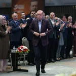 Tedbirsiz su bırakıldı mısır ve pamuk tarlaları sular altında kaldı thumbnail