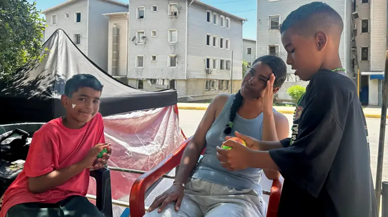 'Karton gibiydiler': Venezuela'daki depremde Türk müteahhitin yaptığı 100'den fazla sosyal konut çöktü 'Karton gibiydiler': Venezuela'daki depremde Türk müteahhitin yaptığı 100'den fazla sosyal konut çöktü