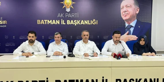AK Parti Batman’da çeyrek asırlık buluşma