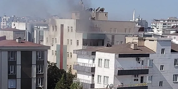 Batman’da çatı katında yangın