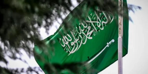 Suudi Arabistan’a füze ve iha saldırısı