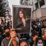 Tuncer Bakırhan: Barışa giden yol Şam, Kobani ve Halep'ten geçer thumbnail