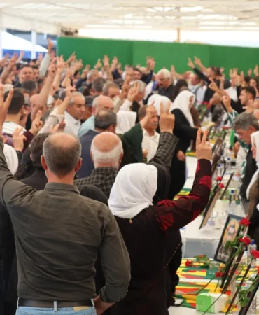 diyarbakir-da-taziyeye-katilan-10-kisi-gozaltina-alindi